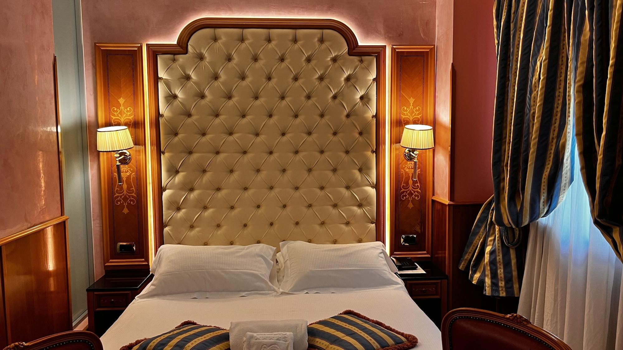 Hotel Vittoria Milano Esterno foto