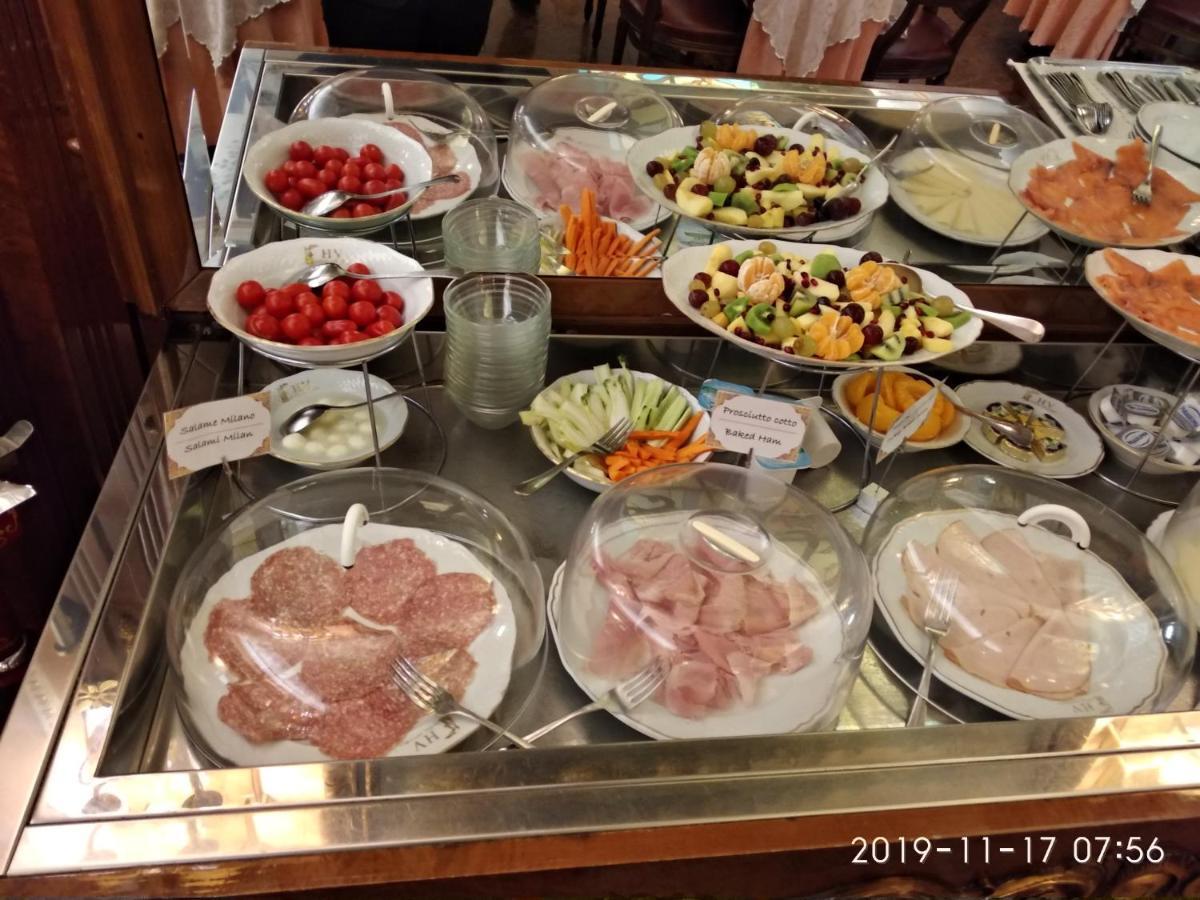 Hotel Vittoria Milano Esterno foto